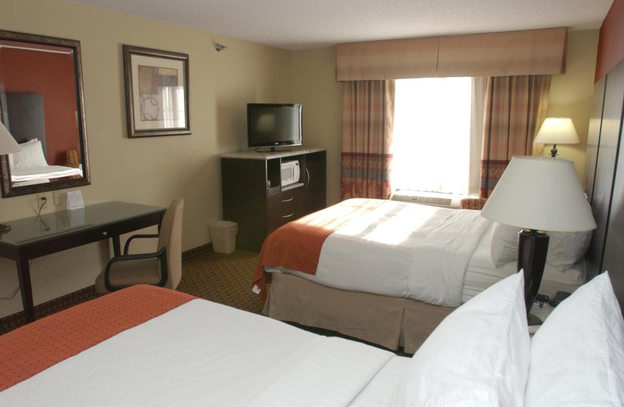 Holiday Inn Hotel & Suites Owatonna Habitación foto